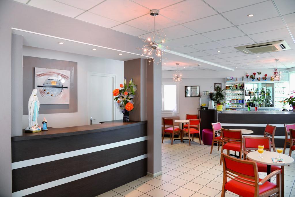 Hotel Saint Contard Lourdes Buitenkant foto