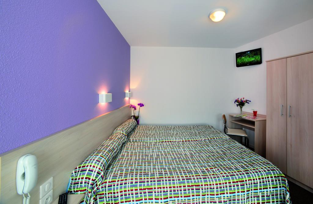 Hotel Saint Contard Lourdes Buitenkant foto